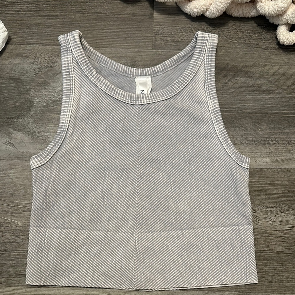 Nikibiki Gray Ribbed Crop Tank Top